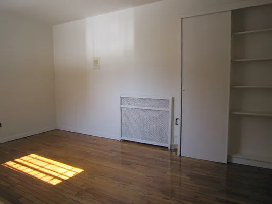 Rented by JK Dansar Corp | media 40