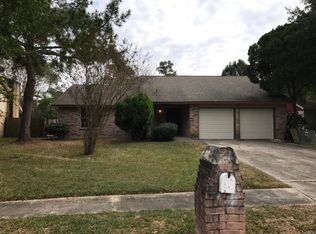 6915 Sandy Knolls Dr, Spring, TX 77379