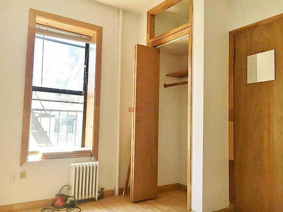 3rd image of 530 E 13th St APT 19