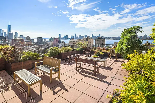 Sold by Compass | media 8