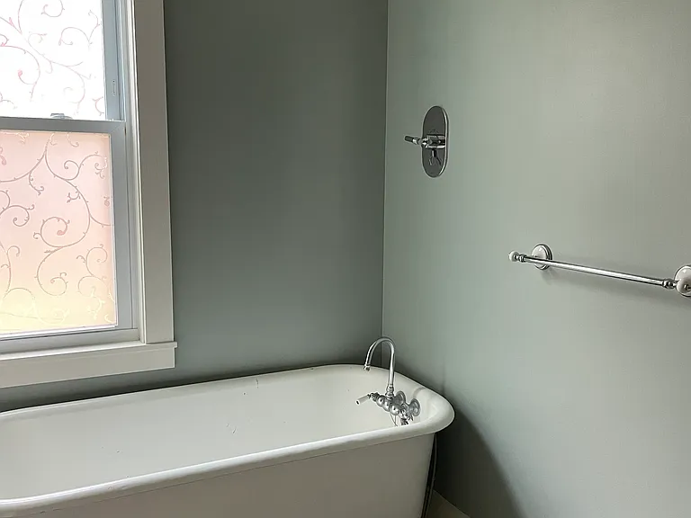 146 Green St #1 — Photo 8