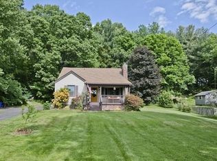 32 Amherst St, Granby, MA 01033