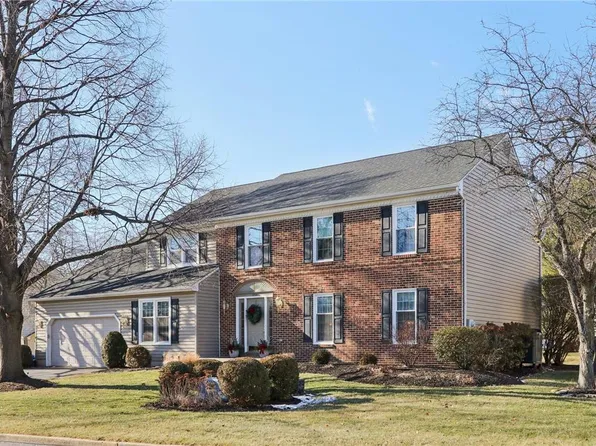 5759 Fresh Meadow Dr, Macungie, PA 18062