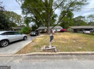 471 Ridgecrest Dr, Riverdale, GA 30274