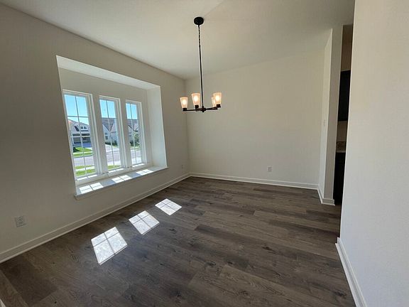 2nd image of 185 Hugh Dr