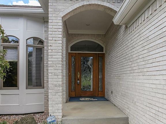 4th image of 4246 Dartmoor Dr