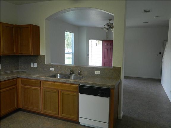 5th image of 10608 Plains Trl APT B2