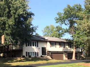 9370 Kingsview Ln N, Maple Grove, MN 55369