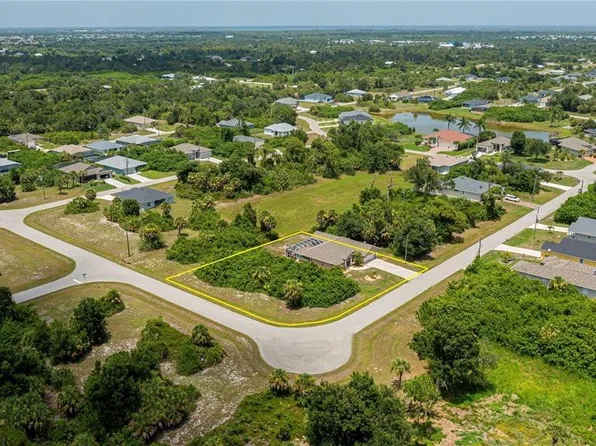 121 RED CEDAR PARK LOT 19, ROTONDA WEST, FL 33947