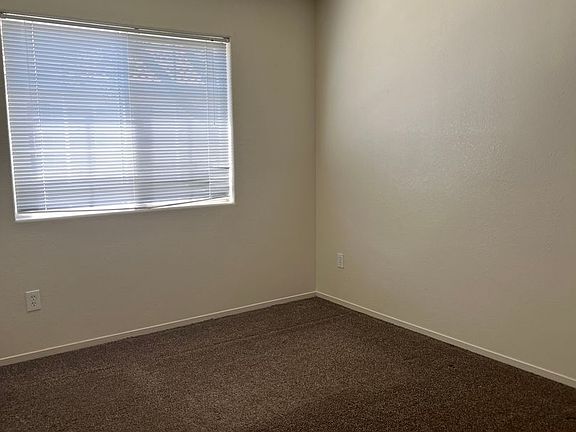 5th image of 8105 Pebble Cove Ct APT B