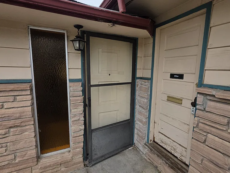 2628 Patterson Rd — Photo 3