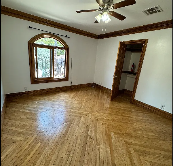 4266 Hillcrest Dr — Photo 21