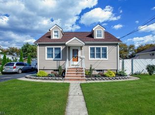 13-35 3rd St #1X, Fair Lawn, NJ 07410