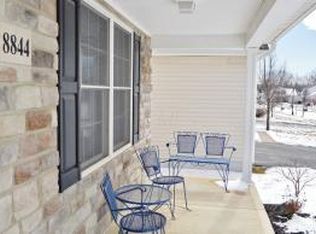 8844 Juneberry Rd, Lewis Center, OH 43035