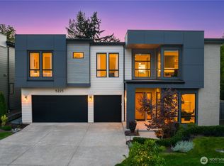 5225 114th Ave NE, Kirkland, WA 98033