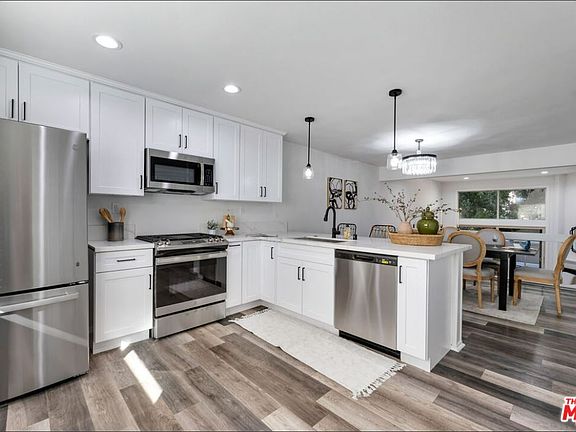 3rd image of 22243 1/2 Erwin St