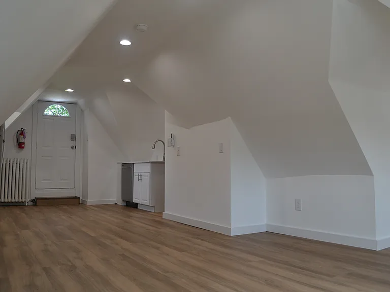 436 Cornelia St #3 — Photo 9