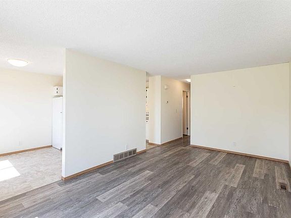 4th image of 4928 SW 59th St