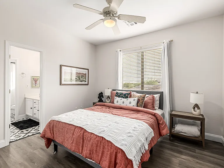7242 E Tyndall St — Photo 10