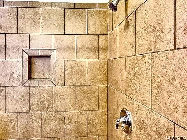 9324 Turnberry Park Dr — Photo 21