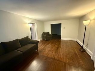 54 Henry St #B, Kings Park, NY 11754