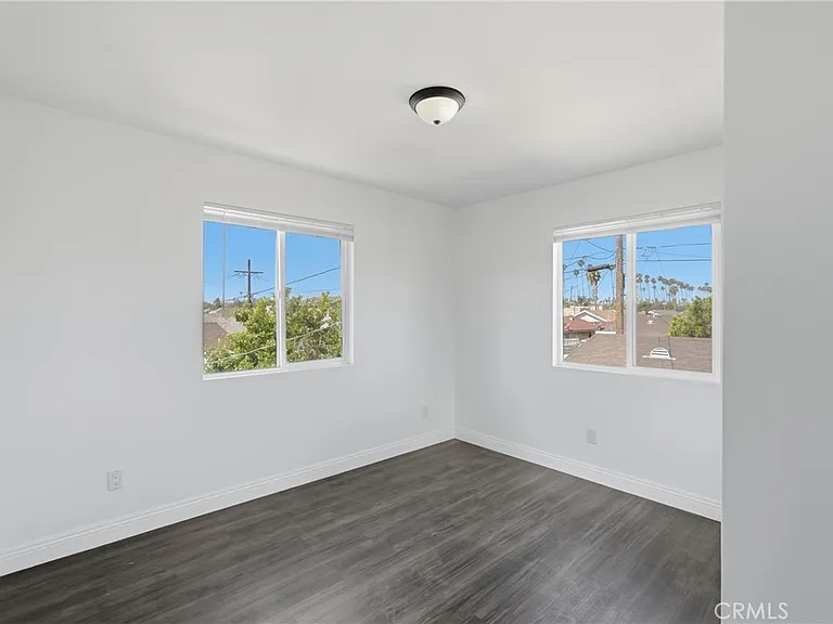 5017 S Halldale Ave #2 — Photo 18
