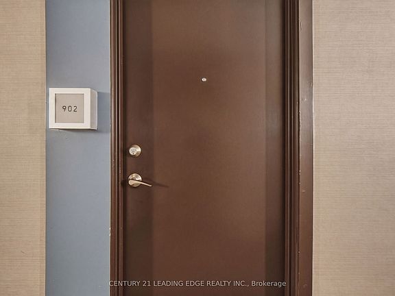 4th image of 1600 Charles St #902