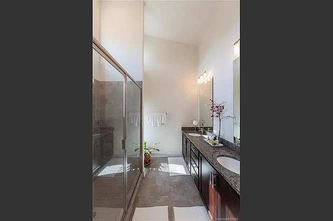 3315 Bessemer St — Photo 19