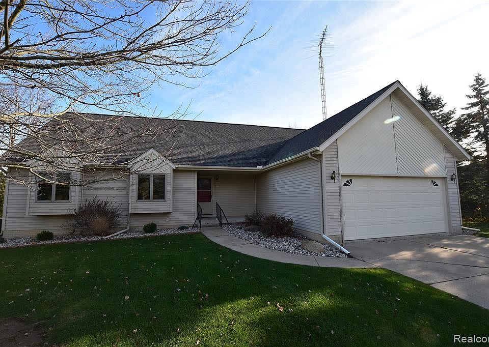 1st image of 3204 Woodvalley Dr