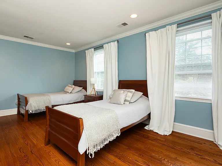 8809 Saunders Ln — Photo 86