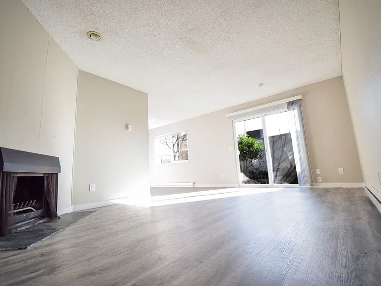 3930 SW Plum St #1-3-8 — Photo 3