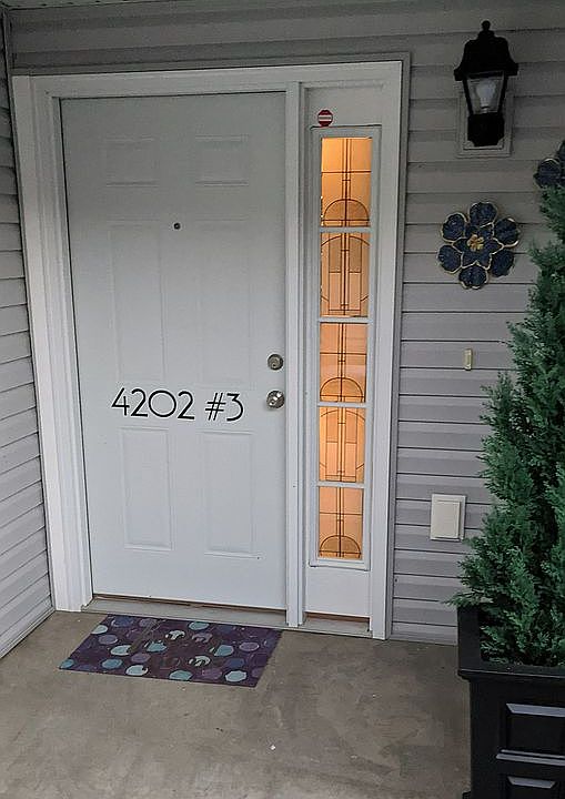 2nd image of 4202 Legacy Ln Unit 3