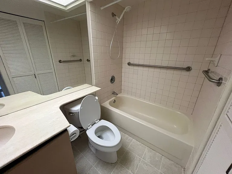 1212 Nuuanu Ave #1406 — Photo 7
