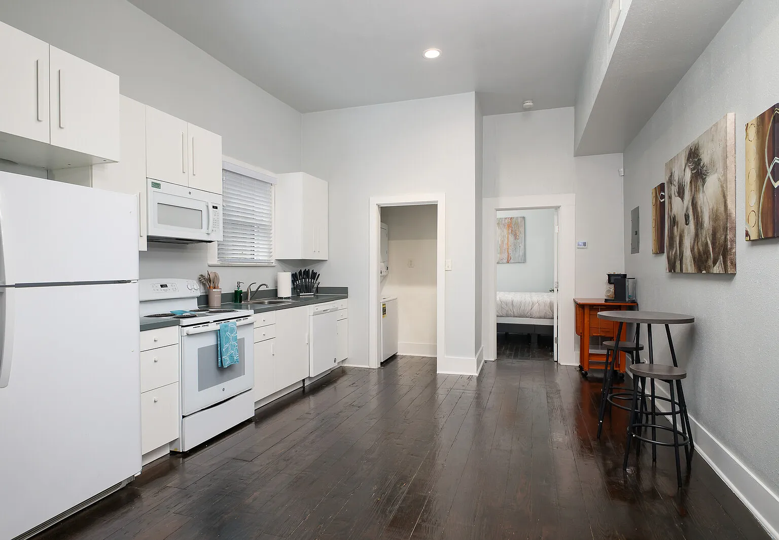1 bed, $1,950 — Photo 4