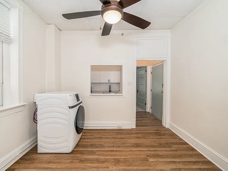 359 Middle St — Photo 8