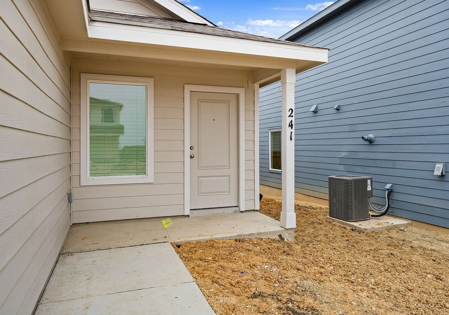 4 bedroom, 2 bathroom New Home Located in Kyndwood Subdivision — Photo 3