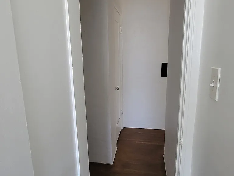 835 Cedar Ave #4 — Photo 12