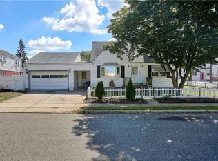 1 McPherson Pl, South River, NJ 08882