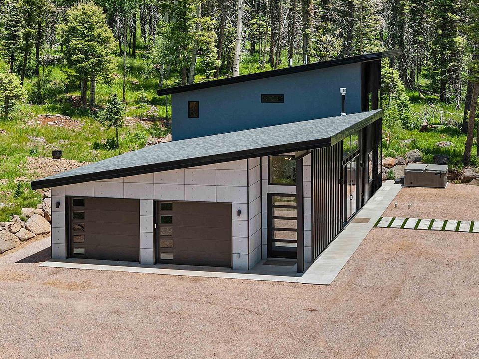 1st image of 31 Skyview Way