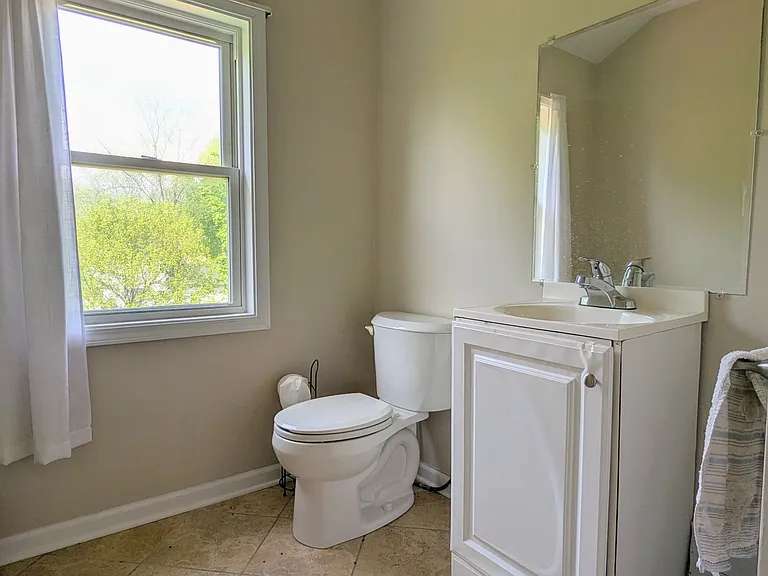 1719 Butler Ct — Photo 10