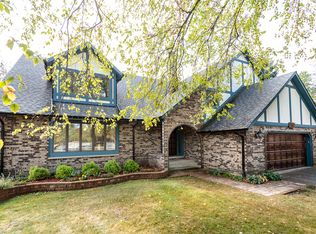 2750 Porter Ct, Glenview, IL 60026