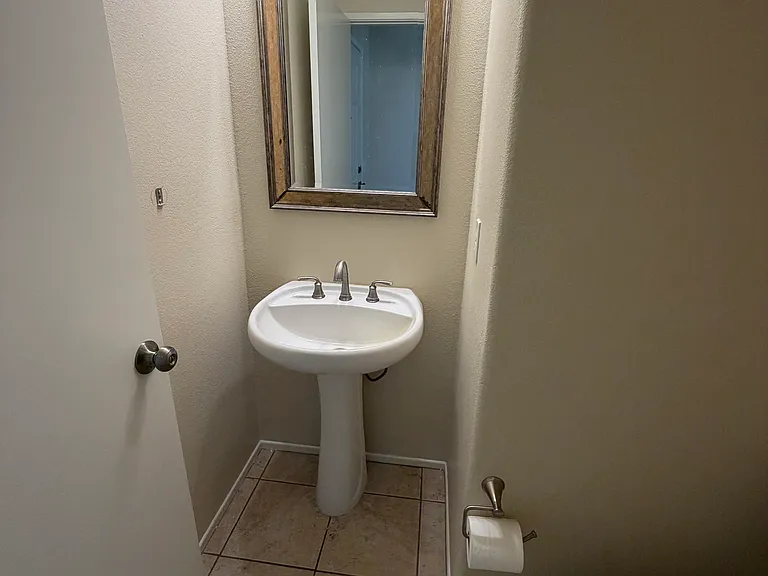 10354 Wateridge Cir #313 — Photo 6