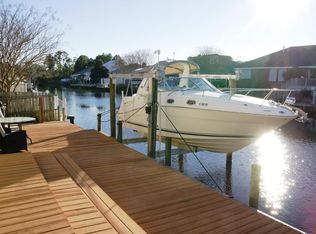 1663 Kauai Ct, Gulf Breeze, FL 32563