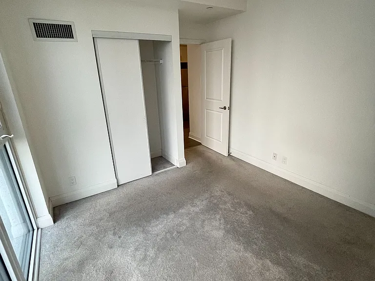 17 Zorra St #910 — Photo 22