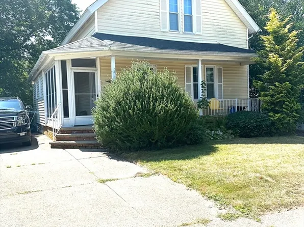 63 Orange St, Attleboro, MA 02703