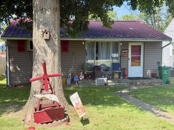 2238 Adams Ave, Saint Albans, WV 25177