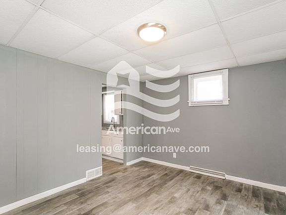 1271938_005_dining_room_12776789.jpg