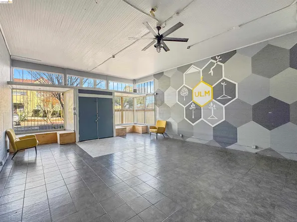 1653-1655 8th St, Oakland, CA 94607