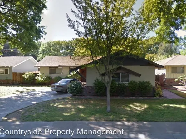 1610 Maplewood Dr, Modesto, CA 95350