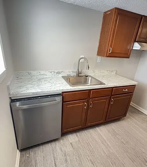 3136 Monterrey Sq — Photo 22
